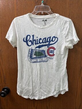 Chicago Cubs White Graphic Tee - Wrigley Field Design